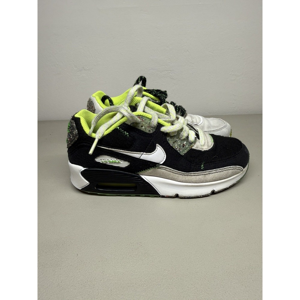Nike DH1989-001 Air Max 90 Exeter Edition Kids Sz 4Y